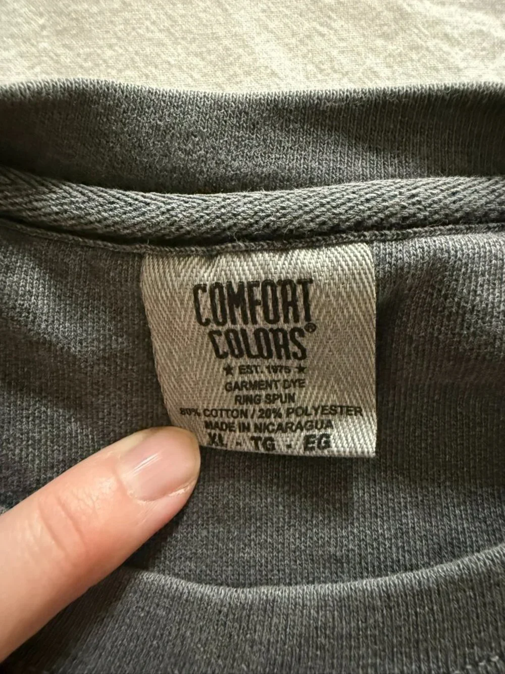 NF Hope “Done Running” Crewneck Sweatshirt Gray Yellow Graphic Size XL - Picture 3 of 4